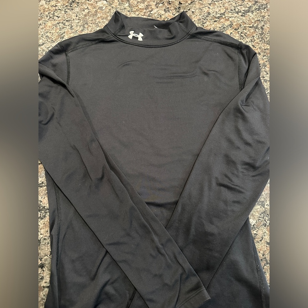 Under Armor Mens Cold Gear Compression Mock Shirt size  M